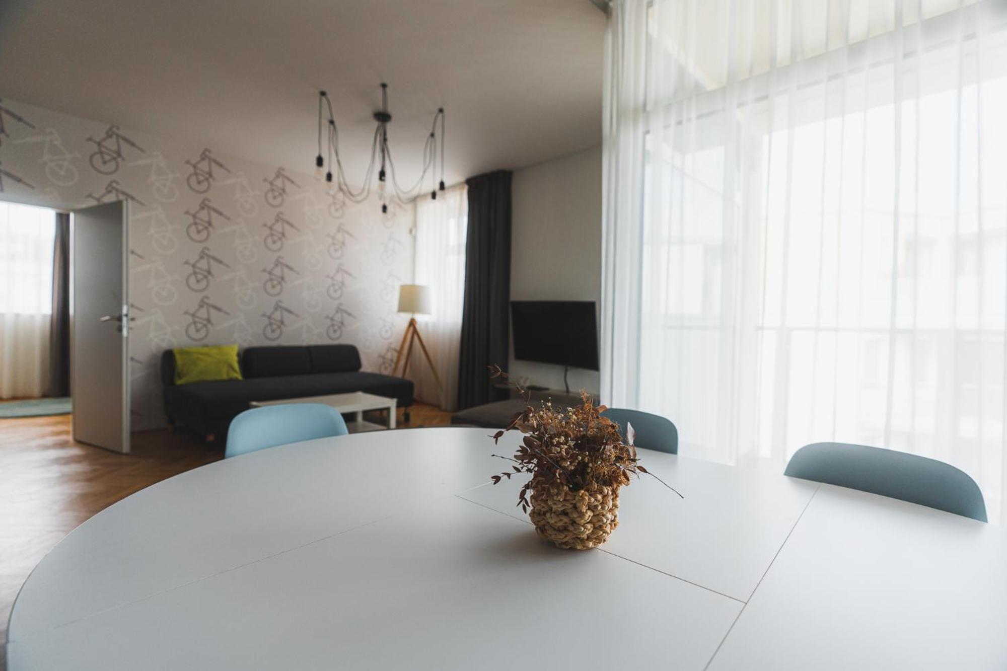 Veleslavin Apartments プラハ エクステリア 写真
